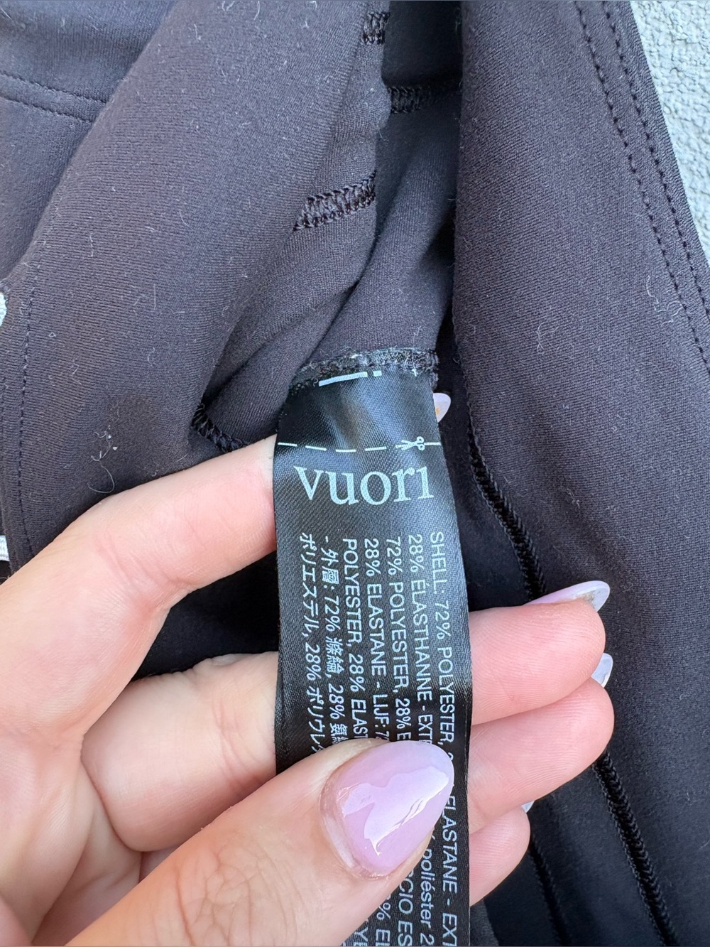 Vuori Daily Piped Drawstring leggings + Sports Bra SET Black - Picture 13 of 14